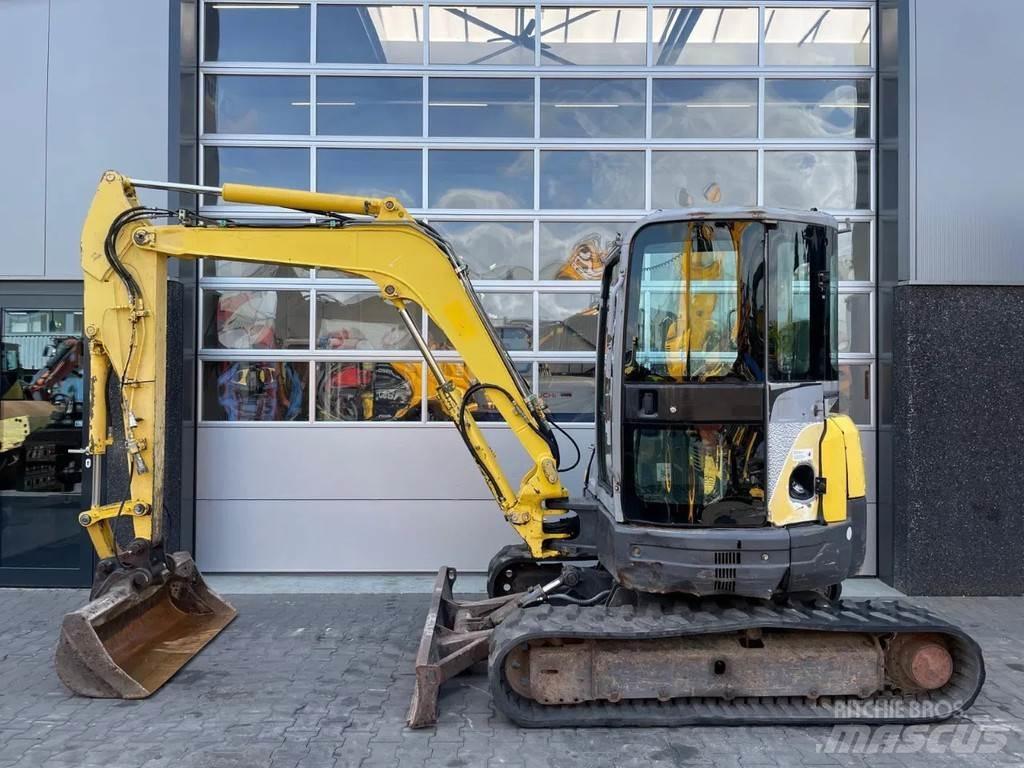 New Holland E50.2 حفارات صغيرة أقل من 7 طن (حفارات صغيرة)