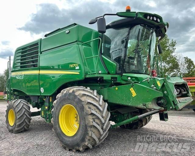 John Deere T 670 i حصادات