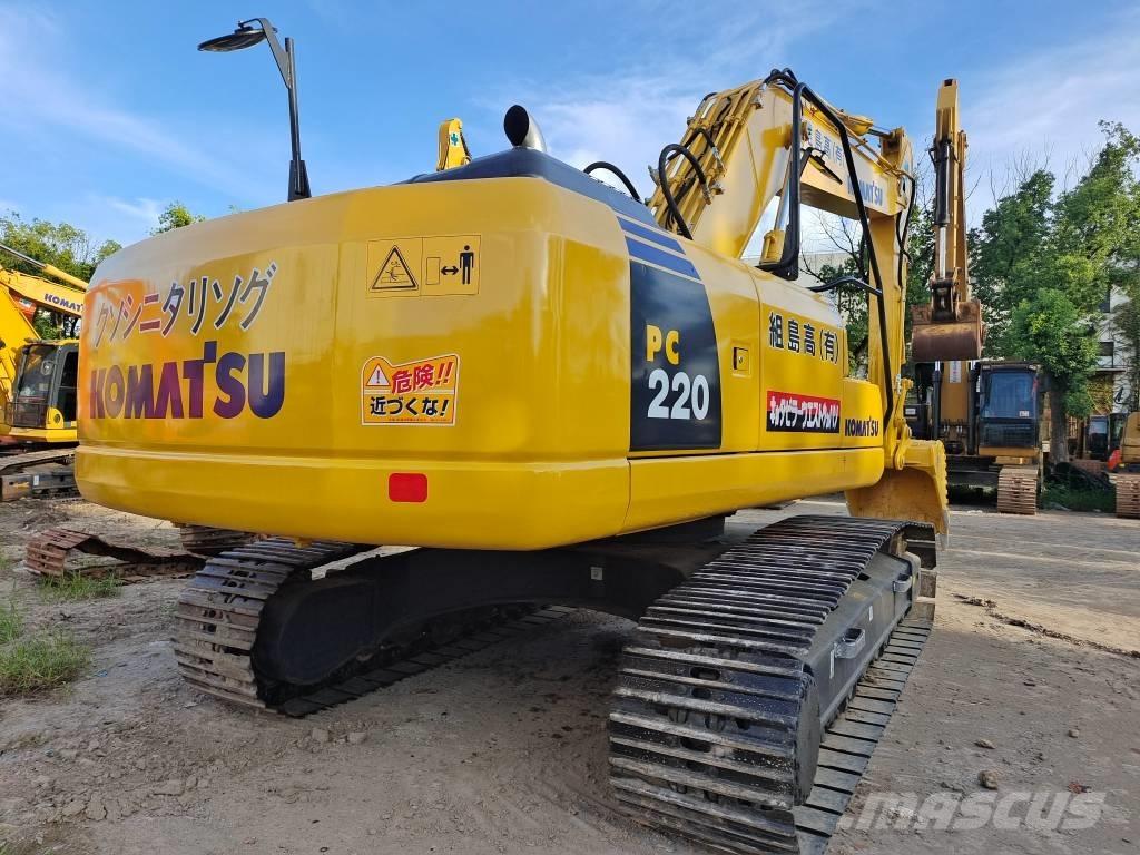 Komatsu PC 220 حفارات زحافة