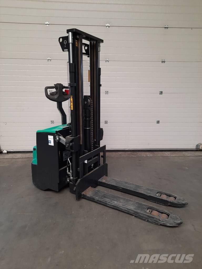 Mitsubishi SBP12N3I معدات التكديس الجوالة