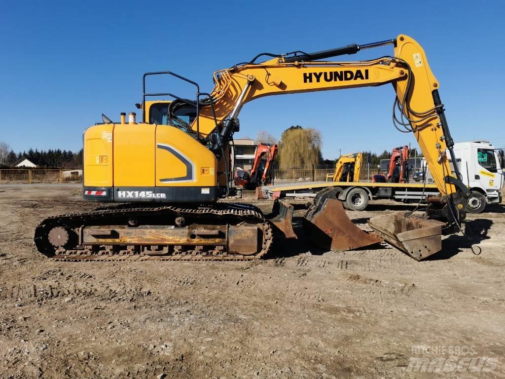 Hyundai HX 145 LCR حفارات زحافة