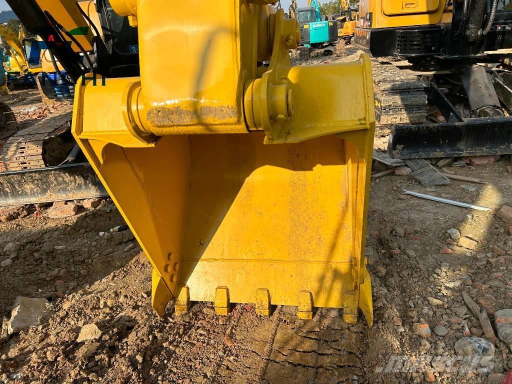 Komatsu PC 160 LC حفارات زحافة