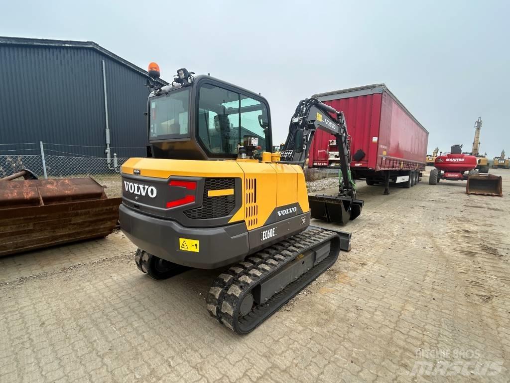 Volvo EC 60 E حفارات زحافة