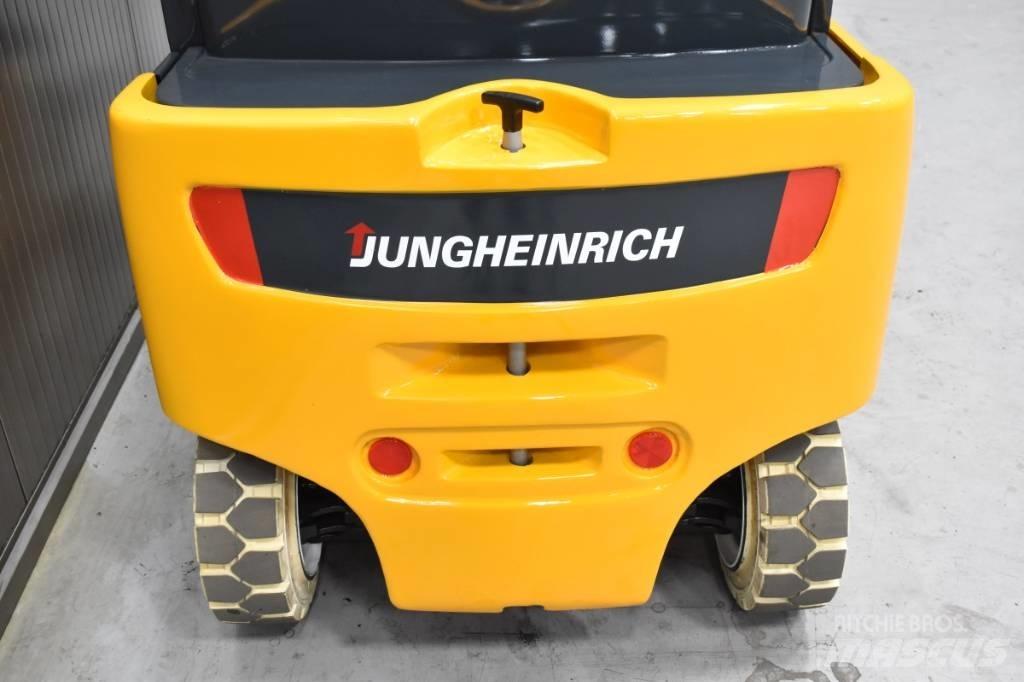 Jungheinrich EFG 318 شاحنات ذات رافعات شوكية تعمل بالكهرباء