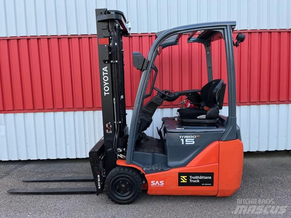 Toyota 8 FB E 15 شاحنات ذات رافعات شوكية تعمل بالكهرباء