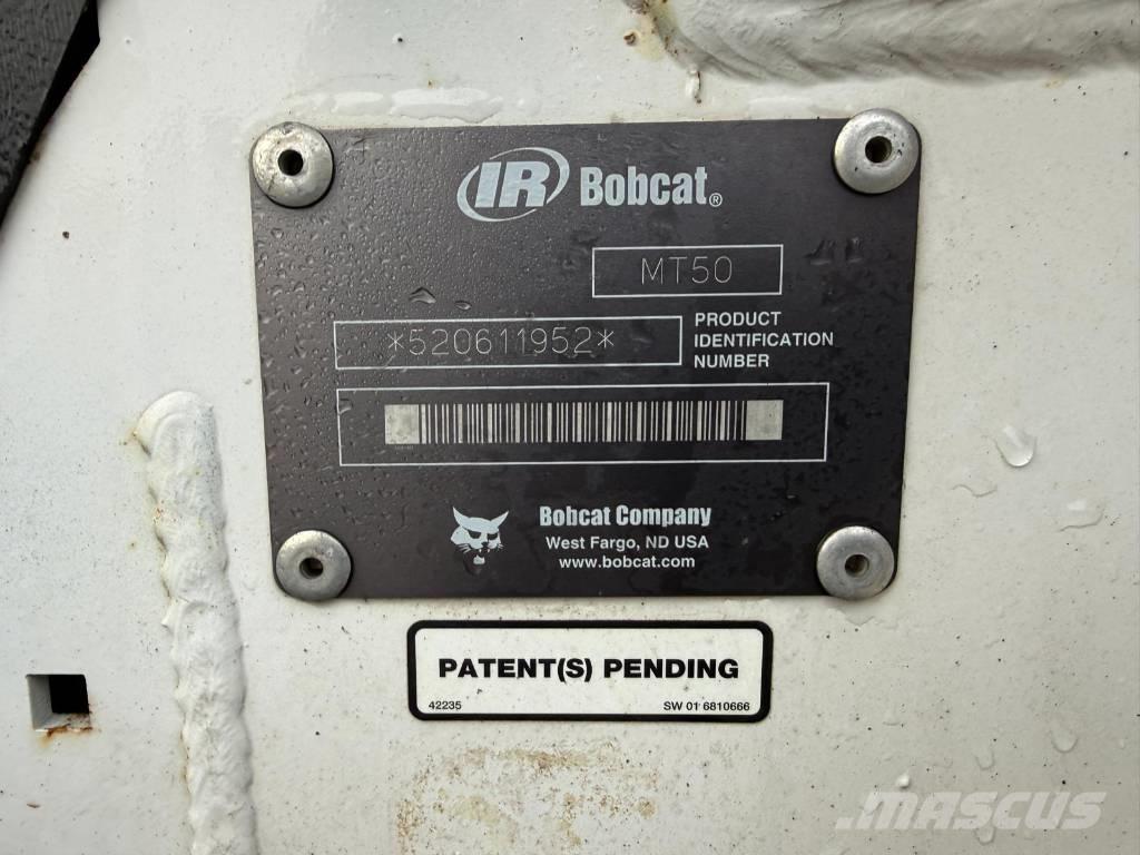 Bobcat MT 50 لوادر انزلاقية التوجيه