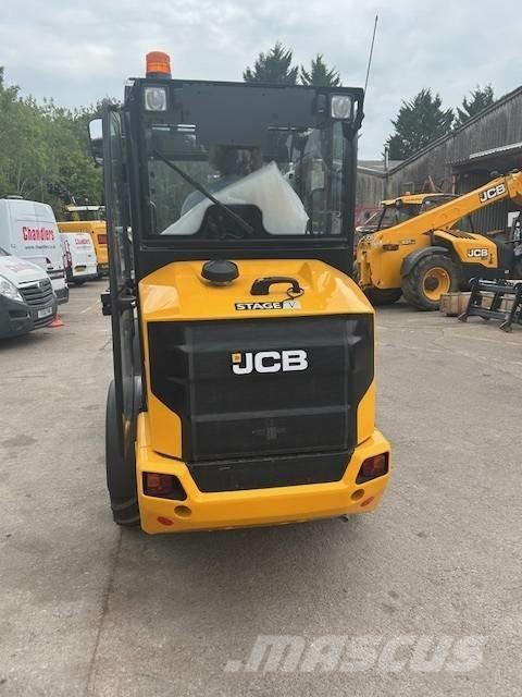 JCB 403 PLUS معدات مناولة لأغراض الزراعة