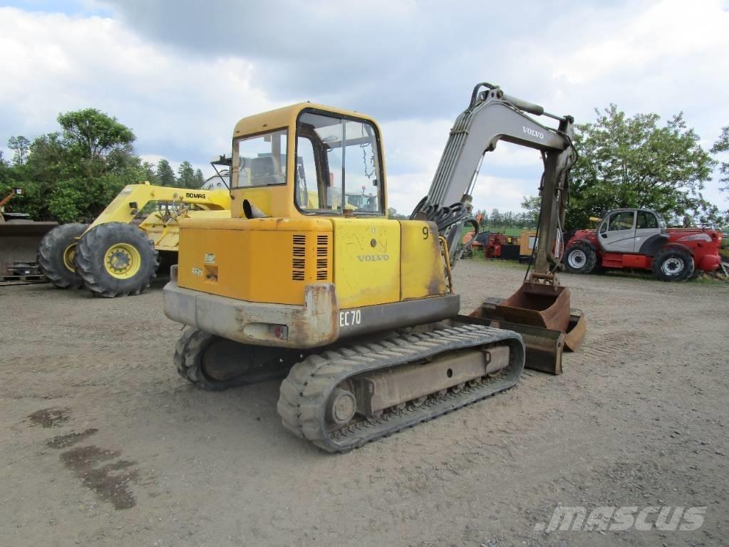 Volvo EC 70  ECR 88 حفارات وسط 7 طن - 12 طن
