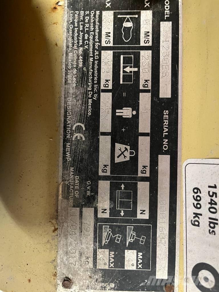 JLG 1230 ES رافعات السارية الرأسية