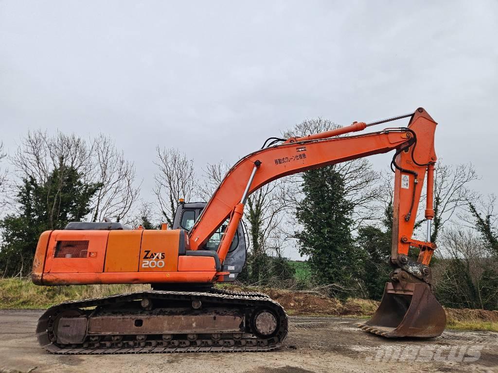 Hitachi ZX 200 LC حفارات زحافة