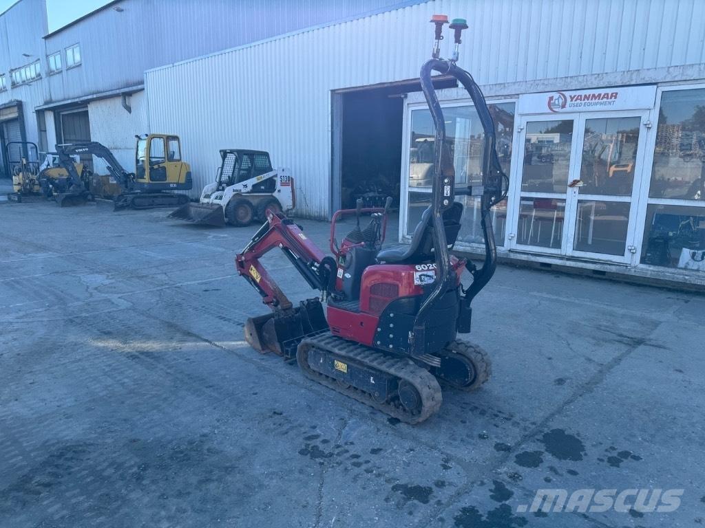 Yanmar SV08 (1F117) حفارات صغيرة أقل من 7 طن (حفارات صغيرة)