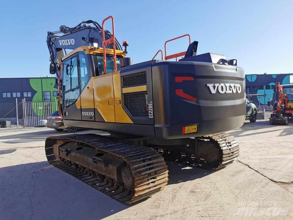 Volvo EC220EL حفارات زحافة