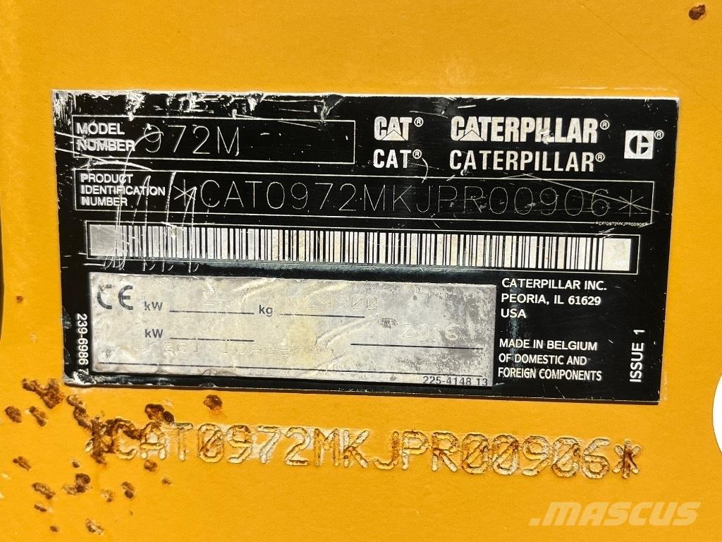 CAT 972 M لوادر بعجل