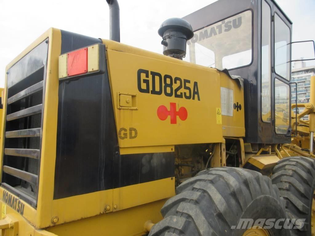 Komatsu GDD 623 معدات تمهيد الطرق