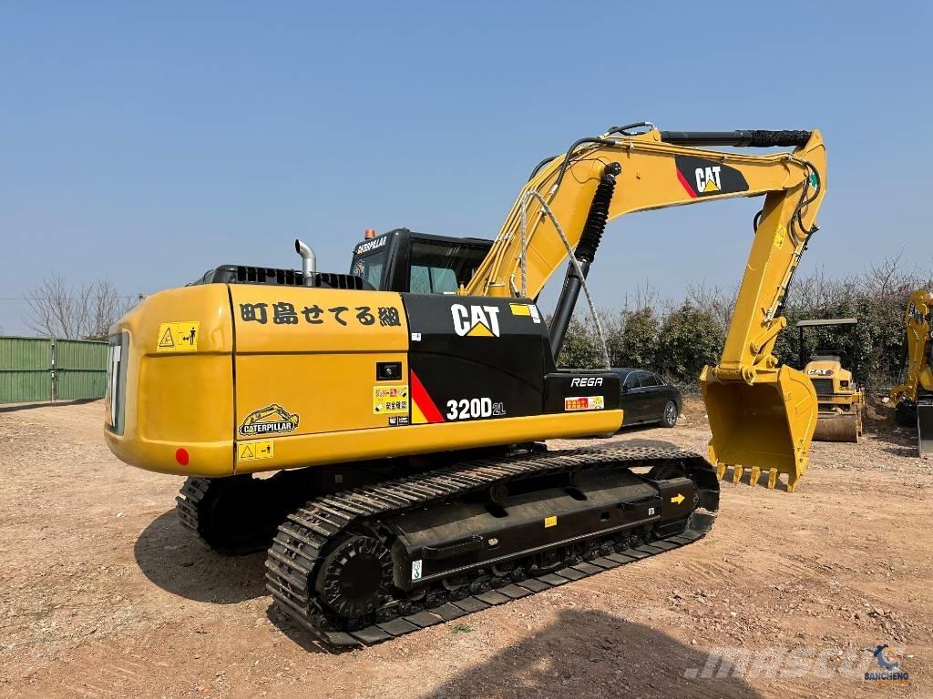 CAT 320D2L حفارات زحافة