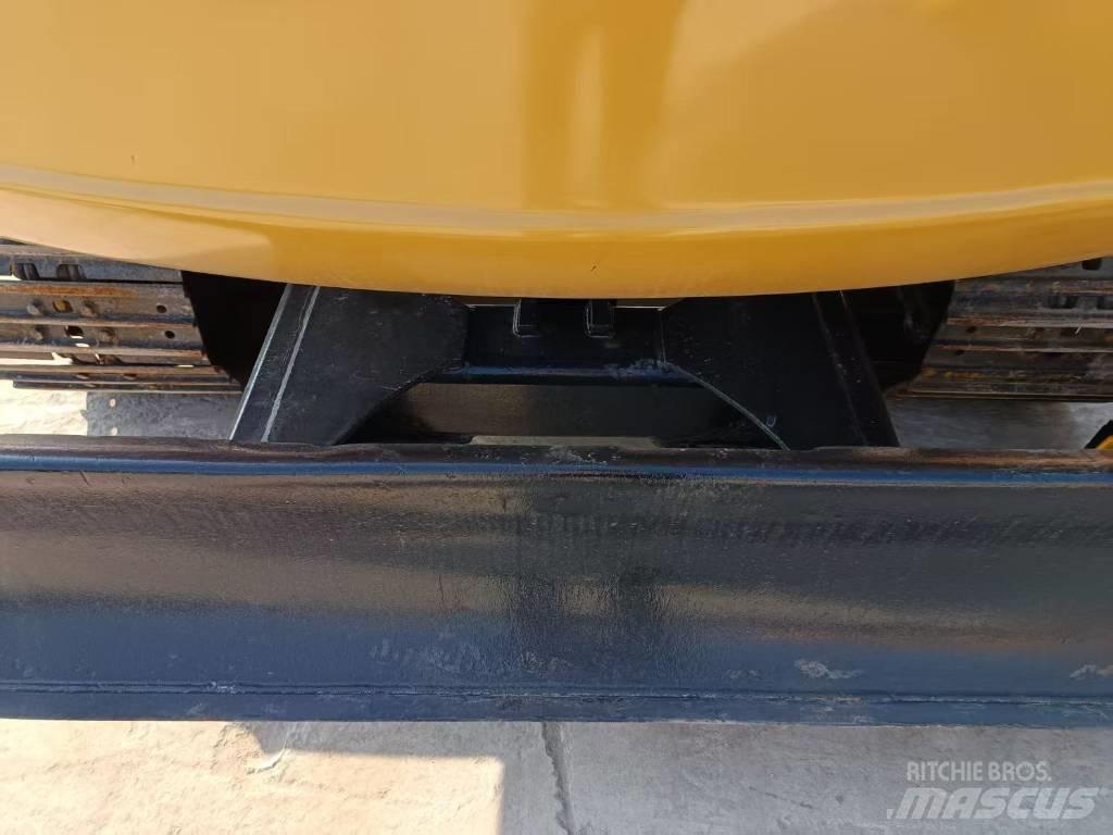 CAT CAT305.5E2 حفارات صغيرة أقل من 7 طن (حفارات صغيرة)
