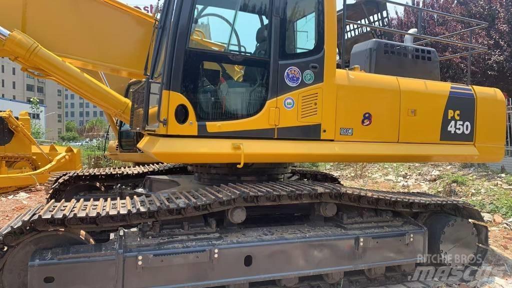 Komatsu PC 450-8 حفارات زحافة