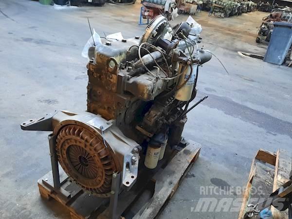 DAF DHS 825 محركات