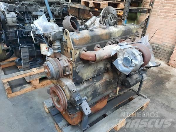 DAF DHS 825 محركات