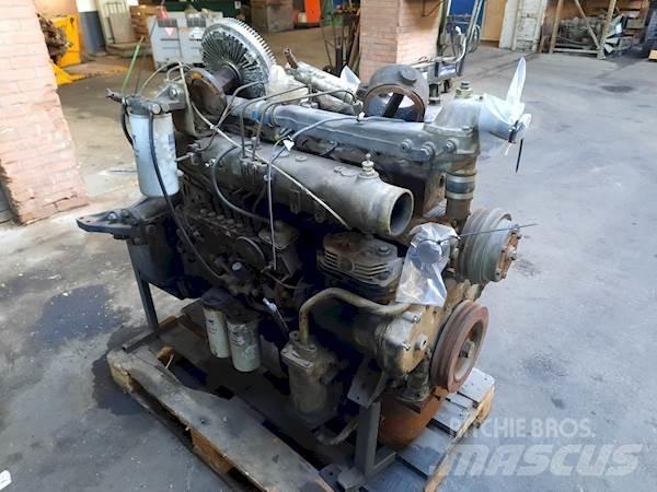 DAF DHS 825 محركات