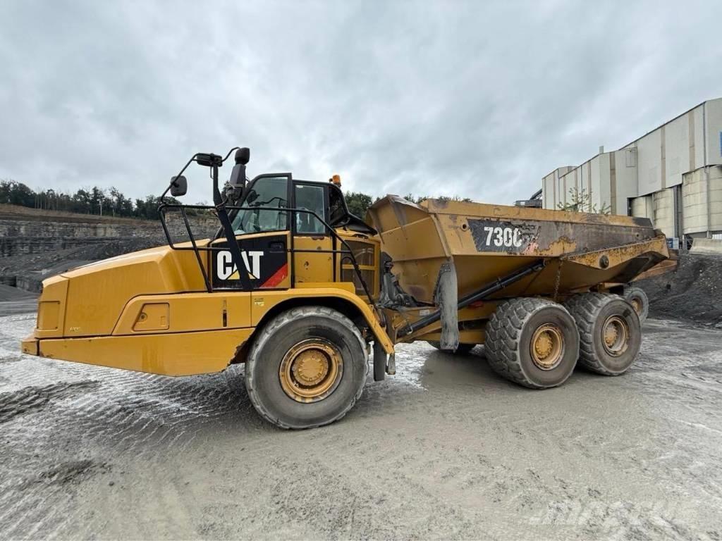 CAT 730C ساحبات مفصلية
