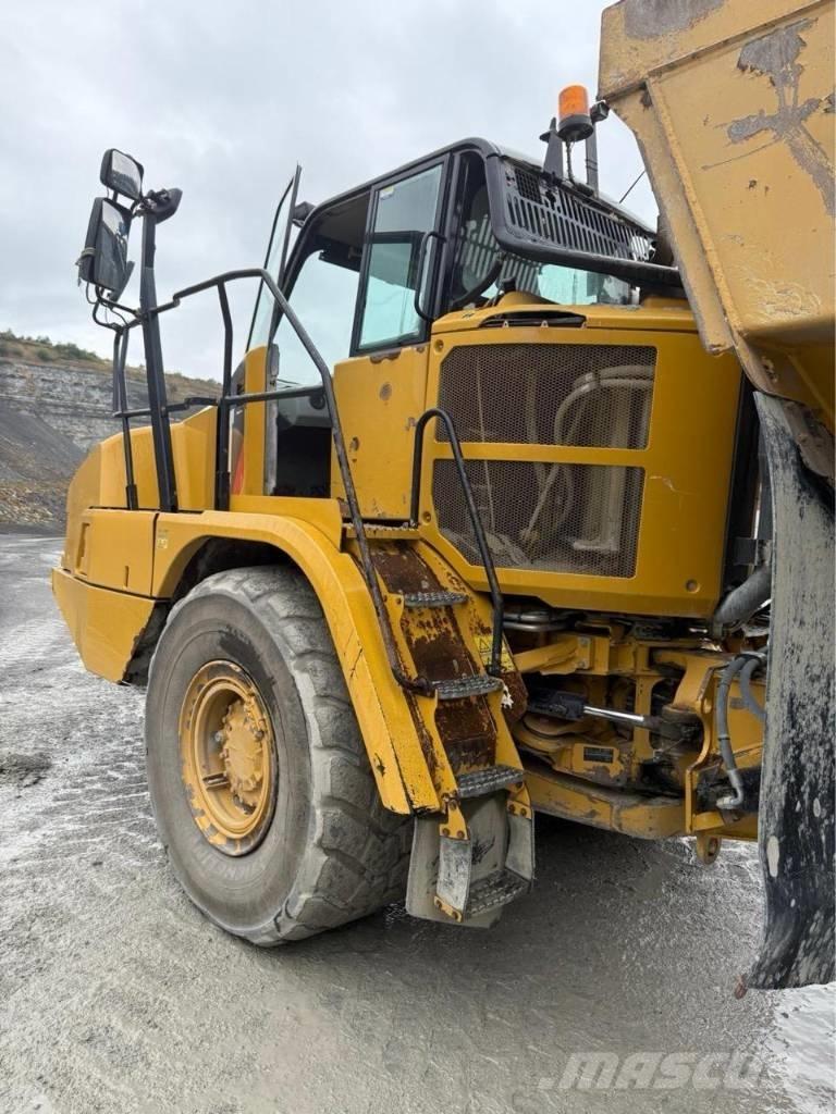 CAT 730C ساحبات مفصلية