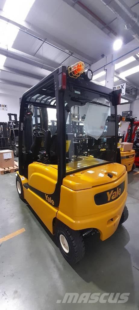 Yale ERP 30 VL شاحنات ذات رافعات شوكية تعمل بالكهرباء