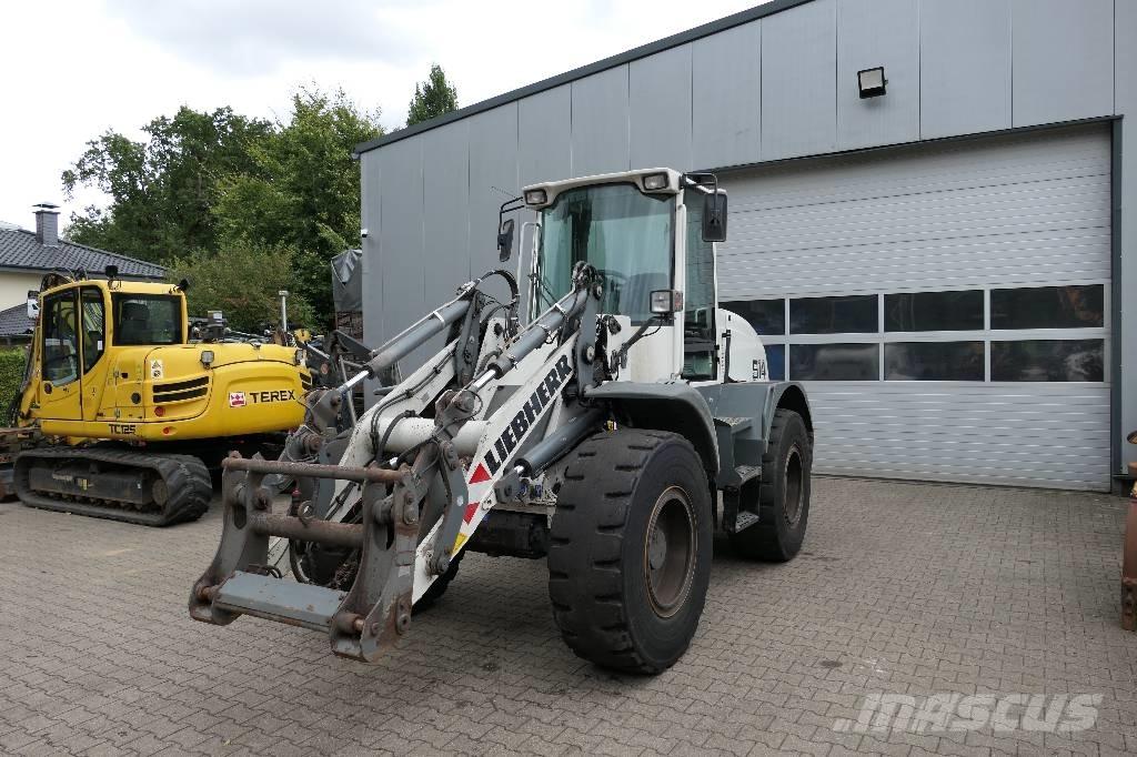 Liebherr L 514 لوادر بعجل