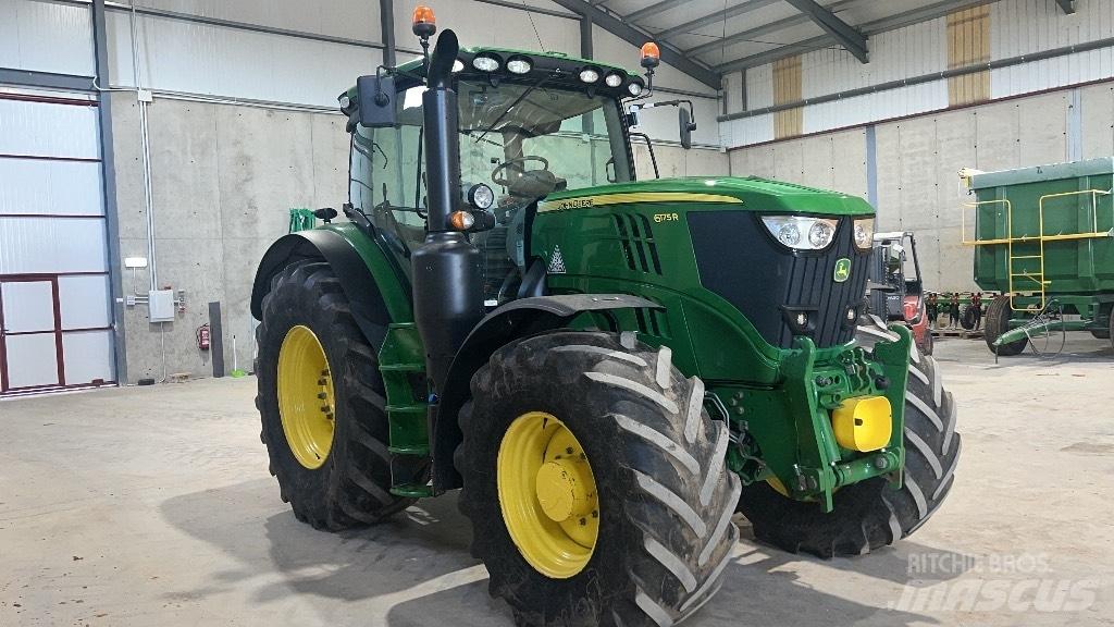 John Deere 6175 R الجرارات