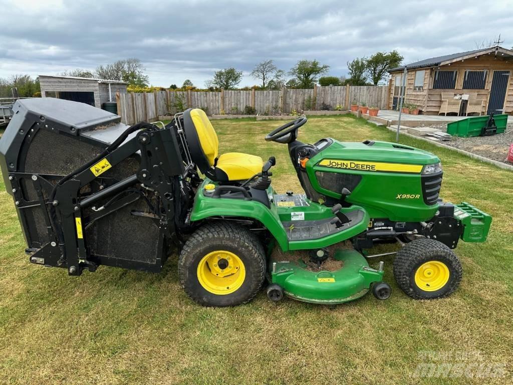 John Deere X 950 R ركوب الحشائش