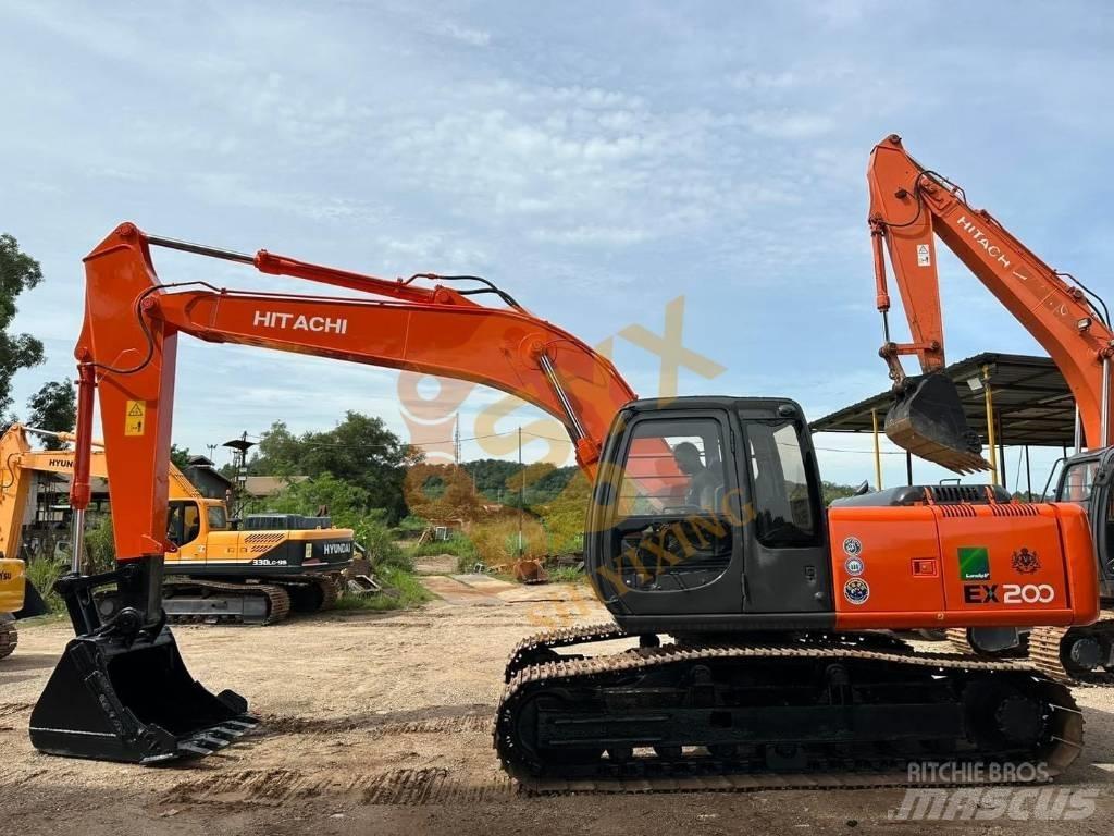 Hitachi EX 200 حفارات زحافة