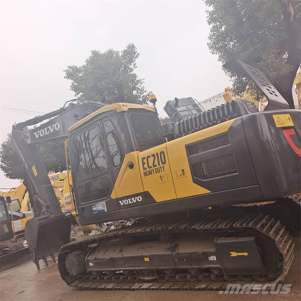 Volvo EC  210 D حفارات زحافة
