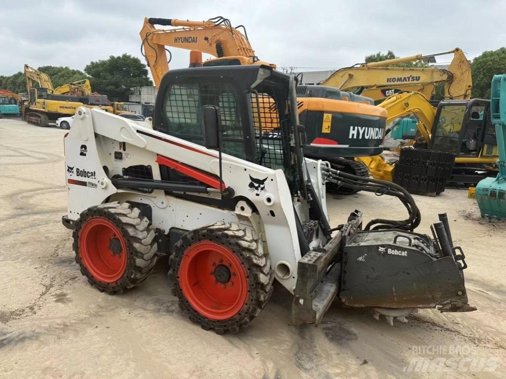 Bobcat S 630 لوادر انزلاقية التوجيه