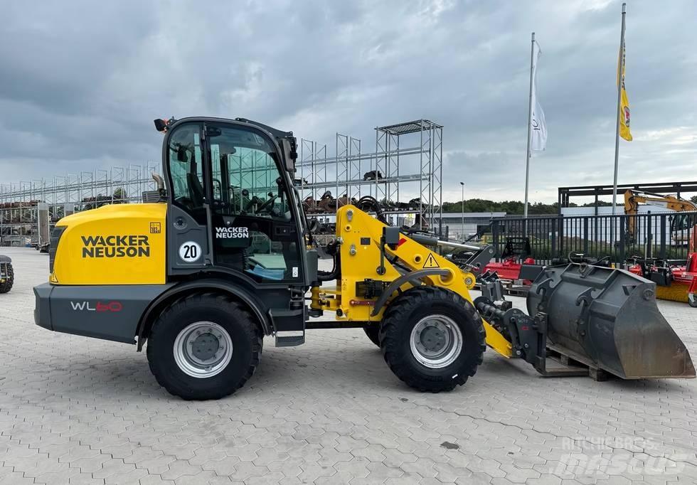 Wacker Neuson WL 60 لوادر بعجل