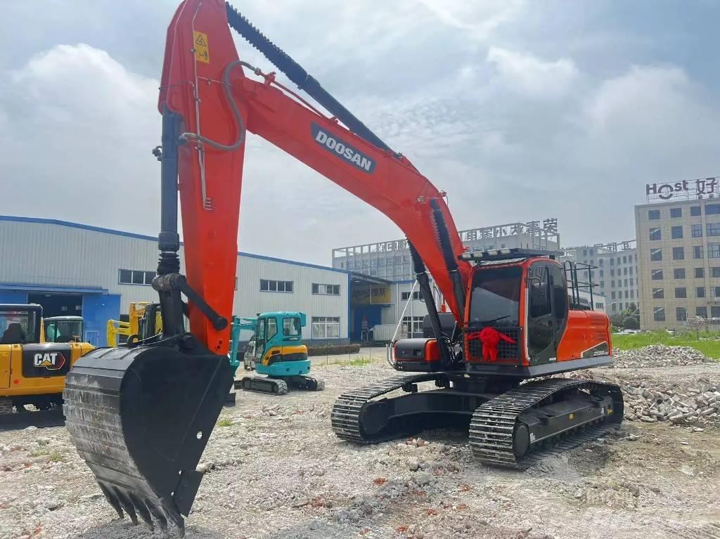 Doosan DX 300 LC حفارات صغيرة أقل من 7 طن (حفارات صغيرة)
