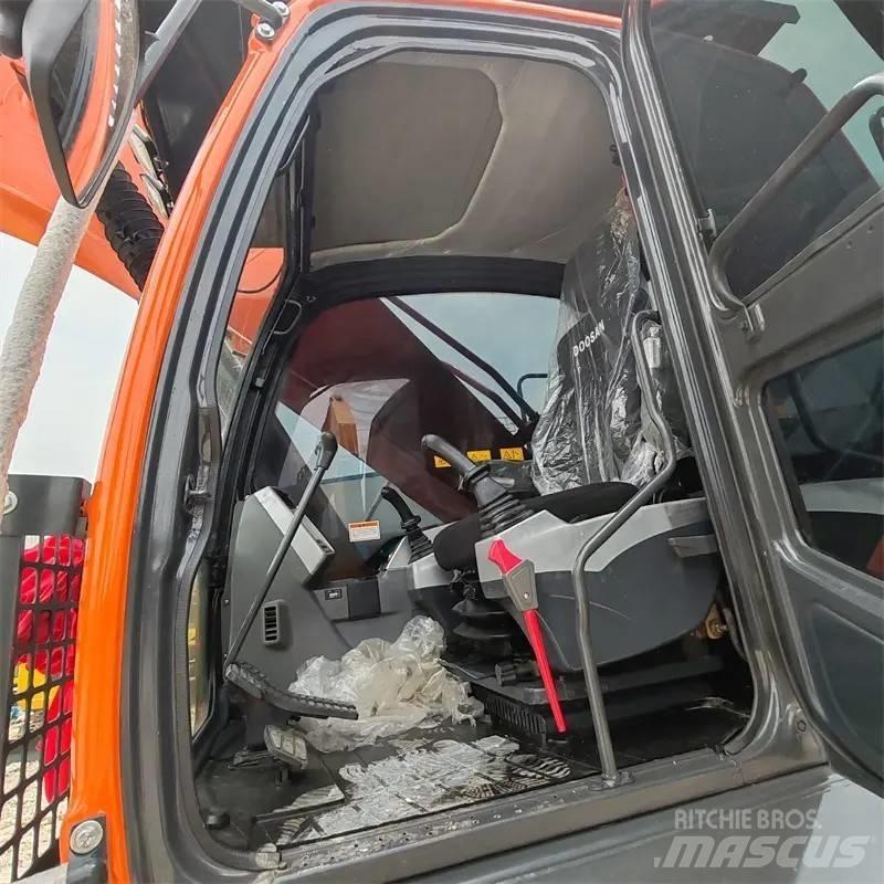 Doosan DX 300 LC حفارات صغيرة أقل من 7 طن (حفارات صغيرة)