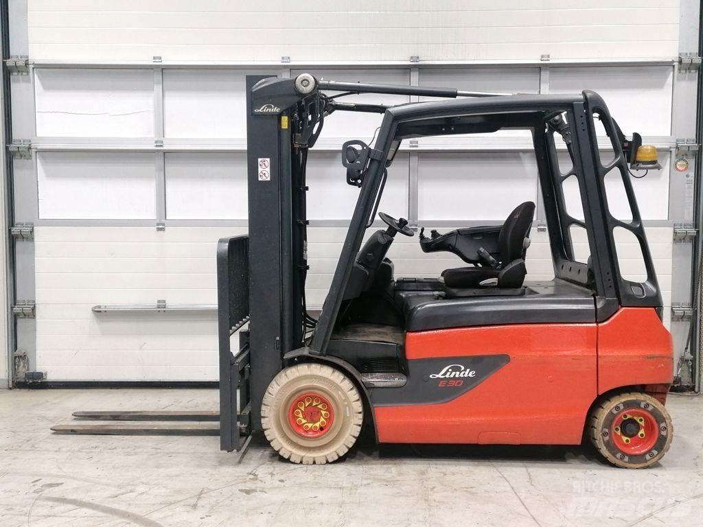 Linde E30L-01 شاحنات ذات رافعات شوكية تعمل بالكهرباء