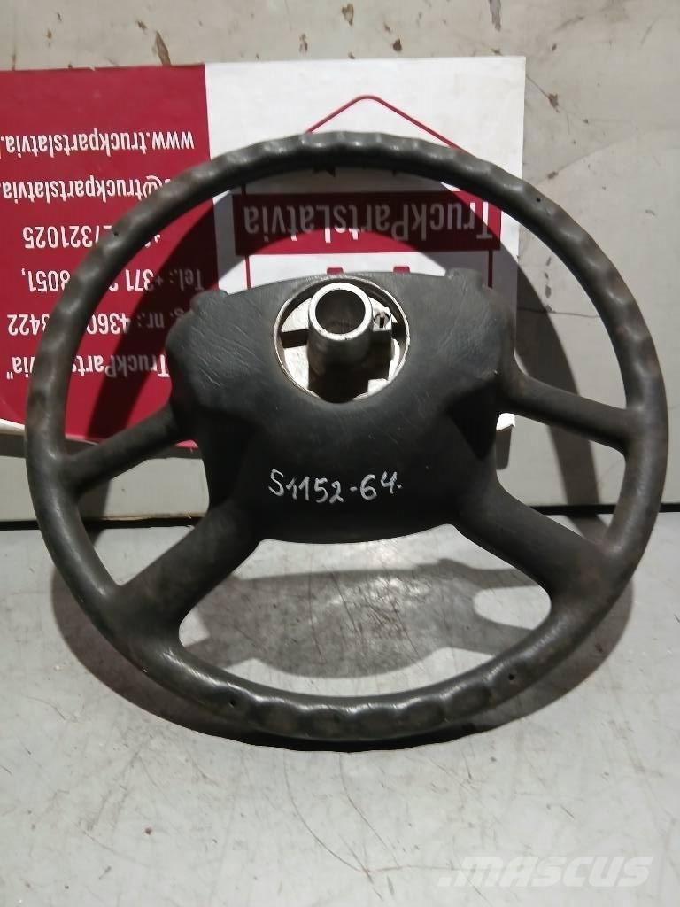 Scania R 440    1327026 كابينة والداخلية