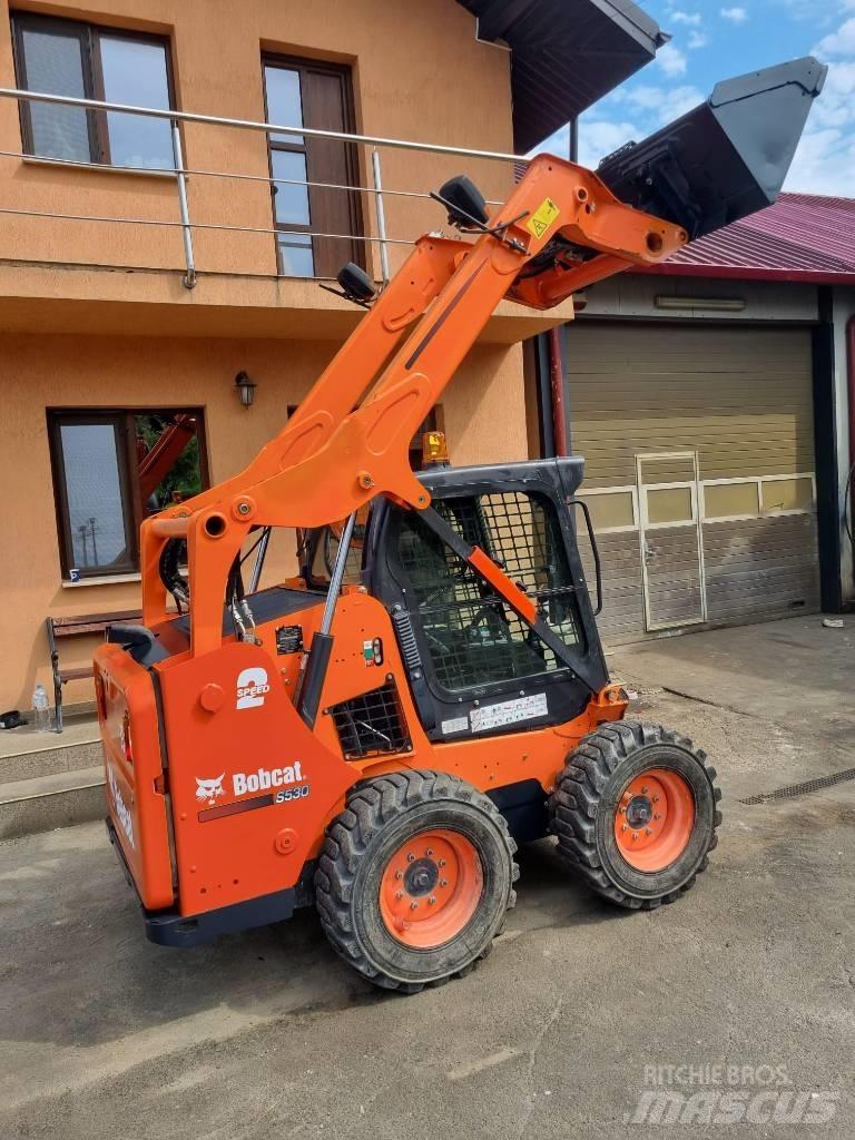 Bobcat S530 لوادر انزلاقية التوجيه