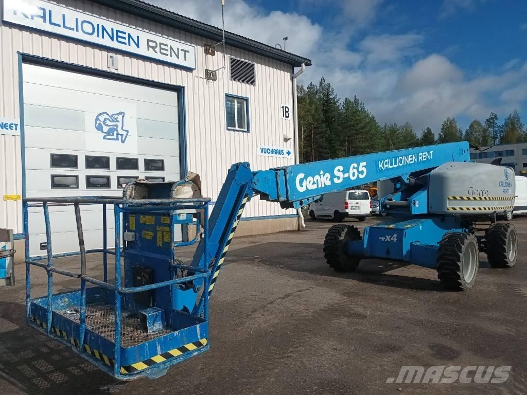 Genie S 65 RT رافعات سلة تلسكوبية
