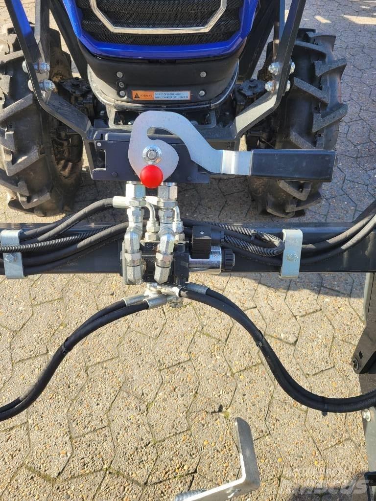 Farmtrac 25 G HST جرارات مدمجة