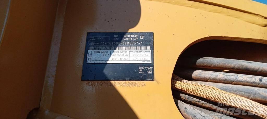 CAT 160 K معدات تمهيد الطرق