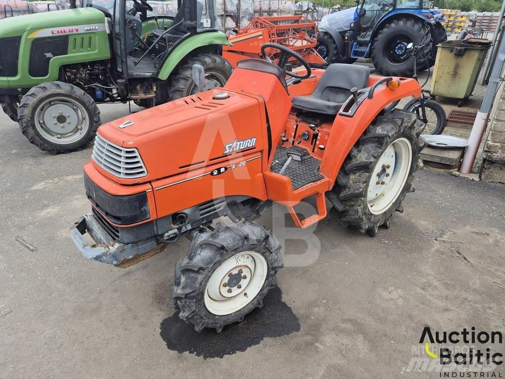 Kubota X 20 DT الجرارات