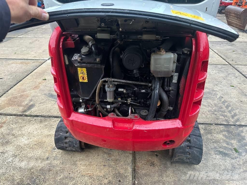 Takeuchi TB 216 حفارات صغيرة أقل من 7 طن (حفارات صغيرة)