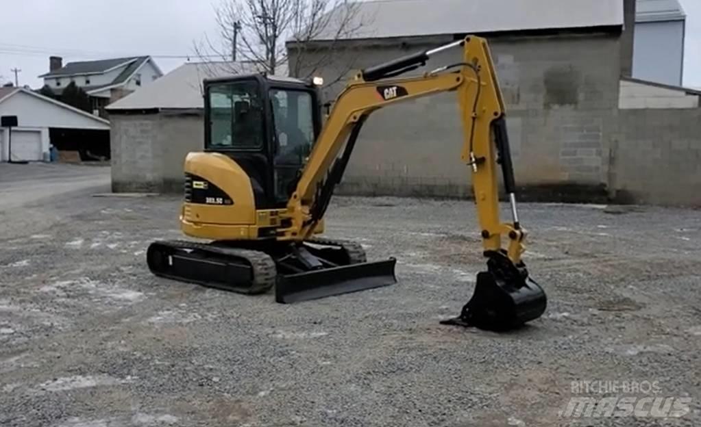 CAT 303.5 C CR حفارات صغيرة أقل من 7 طن (حفارات صغيرة)