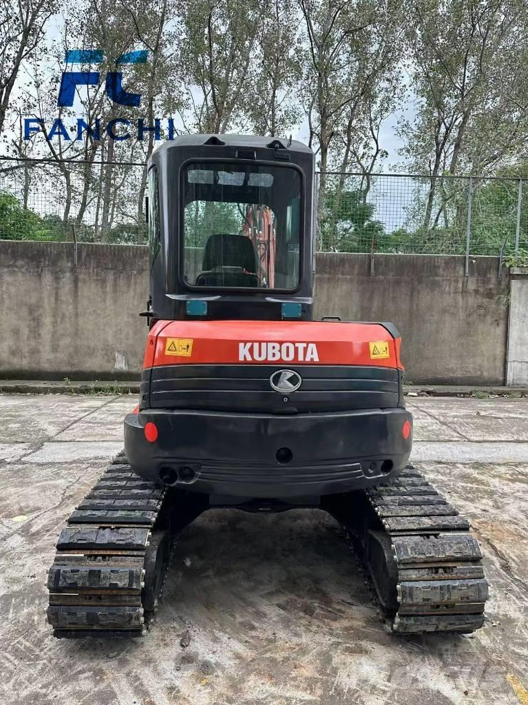 Kubota U 55-4 حفارات وسط 7 طن - 12 طن