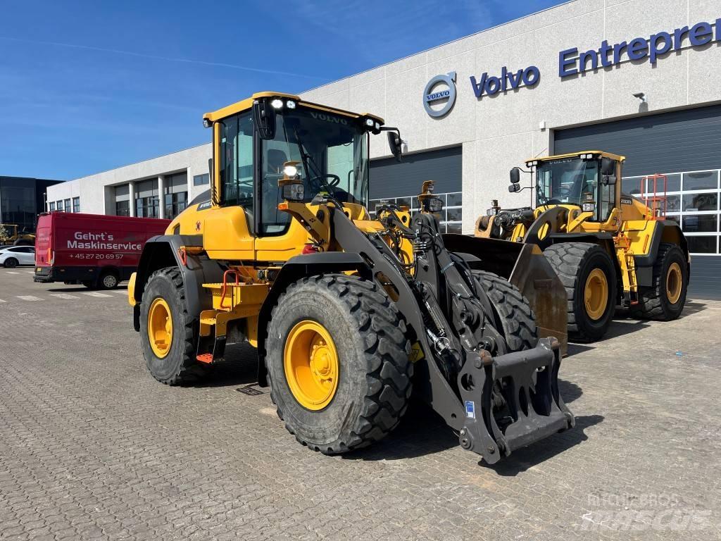 Volvo L60H لوادر بعجل