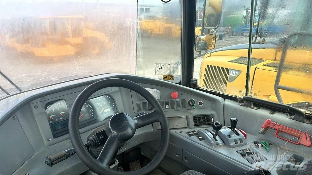 Volvo A30E Dumper عربات نقل قلابة للمواقع