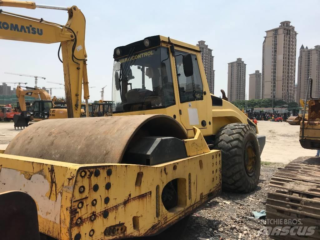 Bomag 219 D مداحل أحادية الأسطوانة