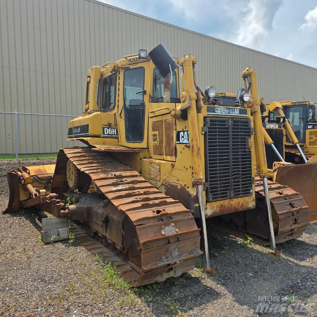 CAT D 6 H LGP II بلدوزرات مجنزرة